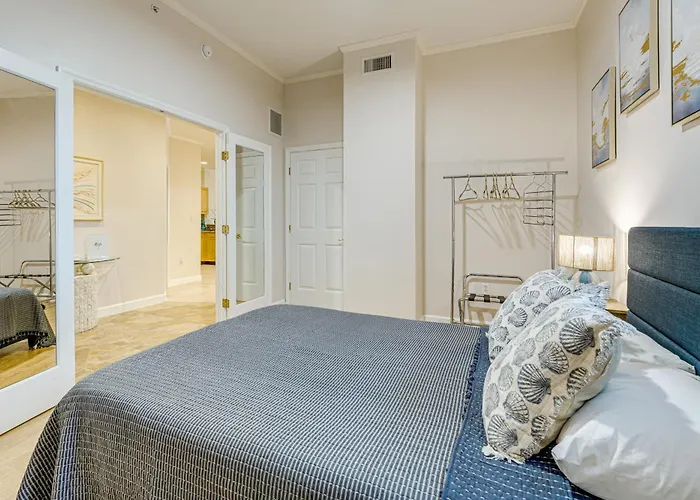 8th Floor Penthouse, Walk To Clearwater Ferienhaus *