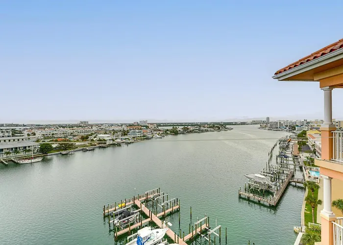 8th Floor Penthouse, Walk To Clearwater Clearwater Beach